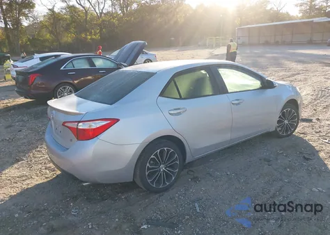 2016 Toyota Corolla S Plus z USA, uszkodzony, nr VIN 5YFBURHE4GP493859